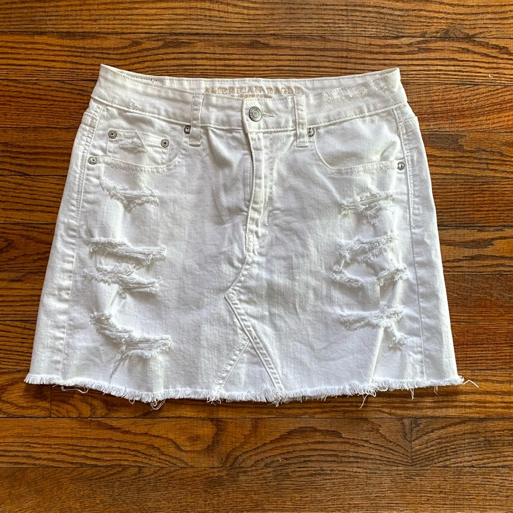 American Eagle Outfitters White Distressed Denim Skirt